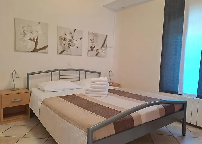 Ivan 아파트 풀라